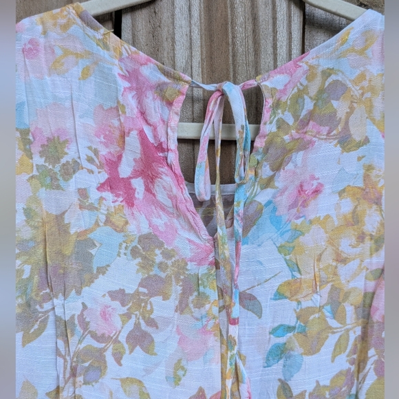 Zac & Rachel Woman Pastel Floral Patterned Sleeveless Tank Top - Picture 6 of 11